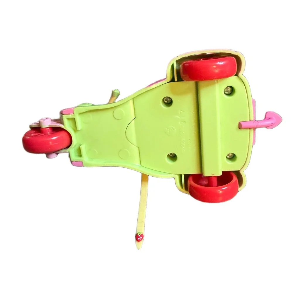 Strawberry Shortcake Doll and Delivery Scooter Trike Playset Pink Green Toy